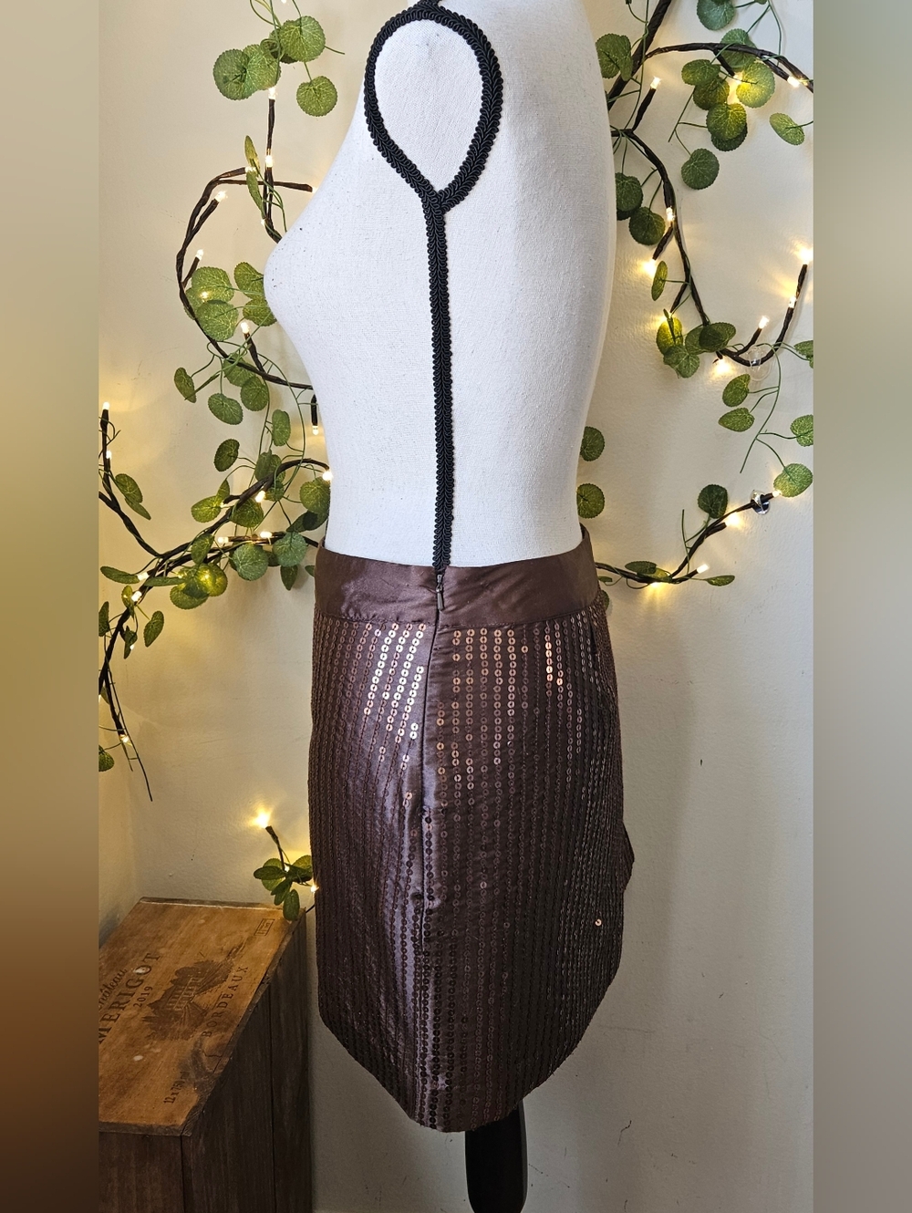 Gap chocolate Brown Sequin Embellished Mini Skirt Size 10 Side Zipper Fully line - Picture 4 of 9